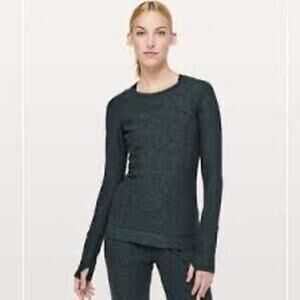 Lululemon Runderful Long Sleeved Herringbone top.